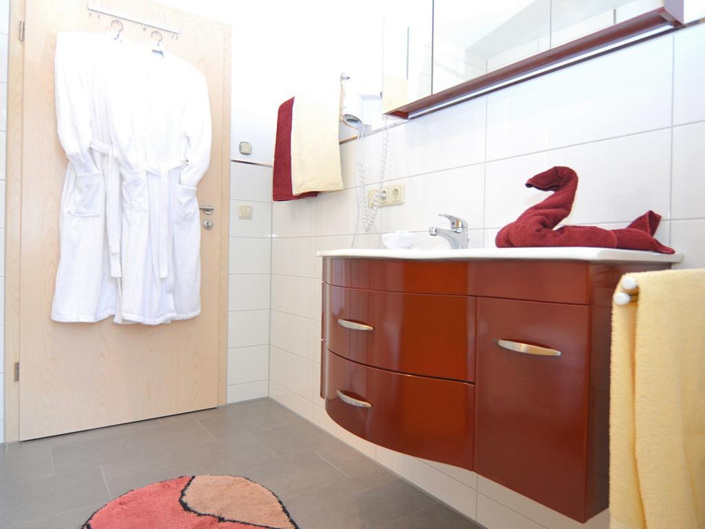 Holiday Flat With Swimming Pool In Prackenbach Viechtach Exterior foto